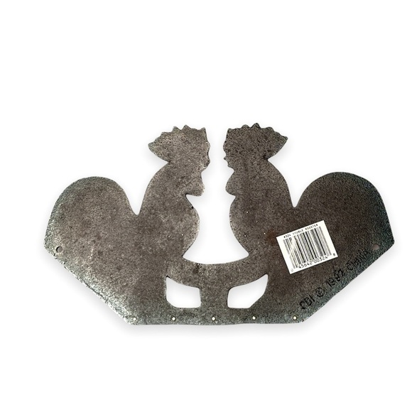 Cast Iron‎ Copper Plated Double Rooster Five Key Hook Holder 11”x6.5” - Picture 4 of 8